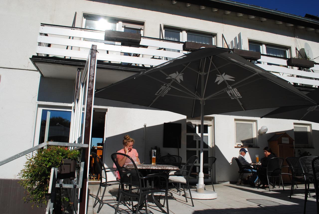 Landgasthof Gruss บรีโลน ภายนอก รูปภาพ